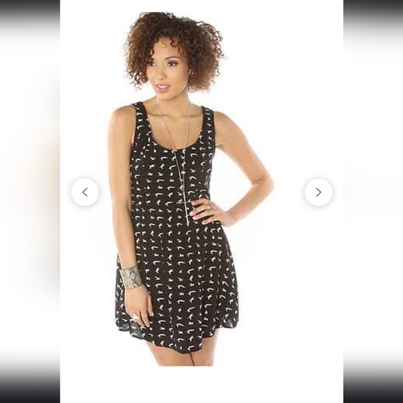 VOLCOM BY STEPHANIE CHERRY JUNIORS BLACK AND WHITE BIRDS PRINT MINI SUMMER SZ 3 - Picture 14 of 14